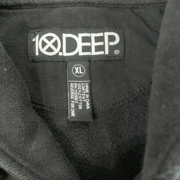 Vintage 10Deep streetwear label black hoodie.  Rarely worn. - Picture 4 of 7